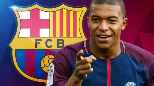 صفقة مفاجئة: باريس سان جيرمان يفاوض لاعبًا برشلونيًا بارزًا لتحقيق طموحات مبابي!